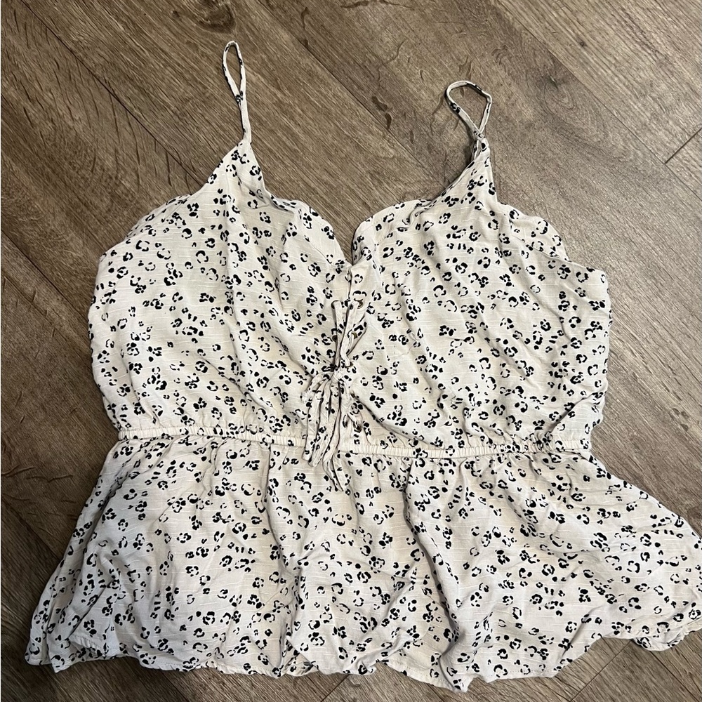 Very cute dressy tank top!